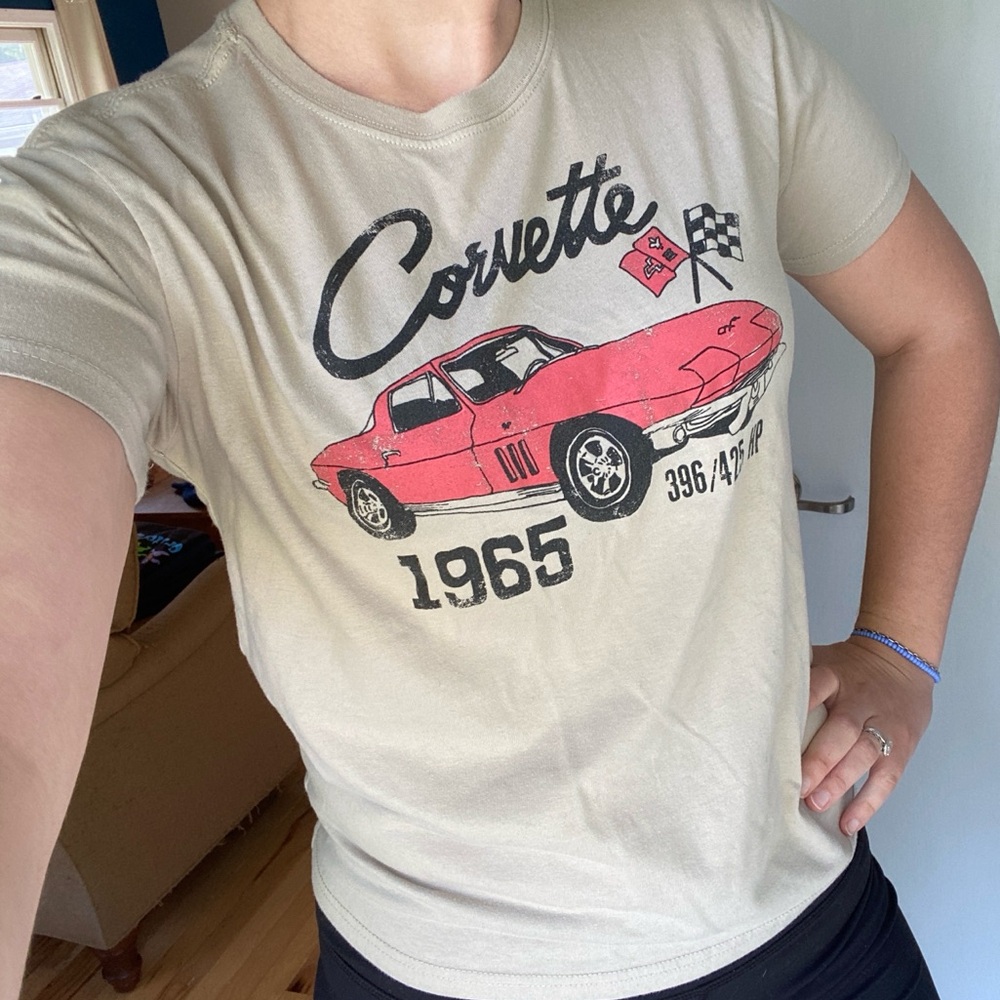 1965 Corvette T-Shirt. Women's Size Medium